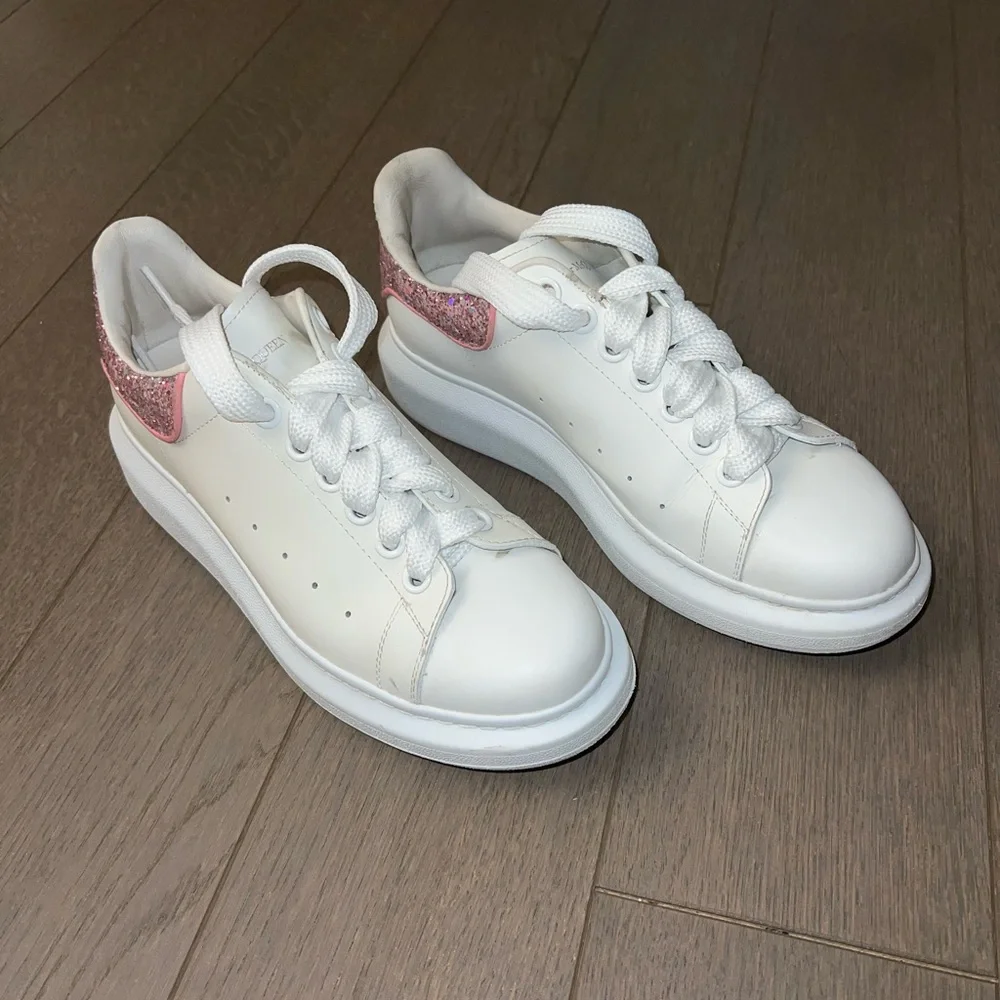 ALEXANDER MCQUEEN SNEAKERS - Picture 2 of 16